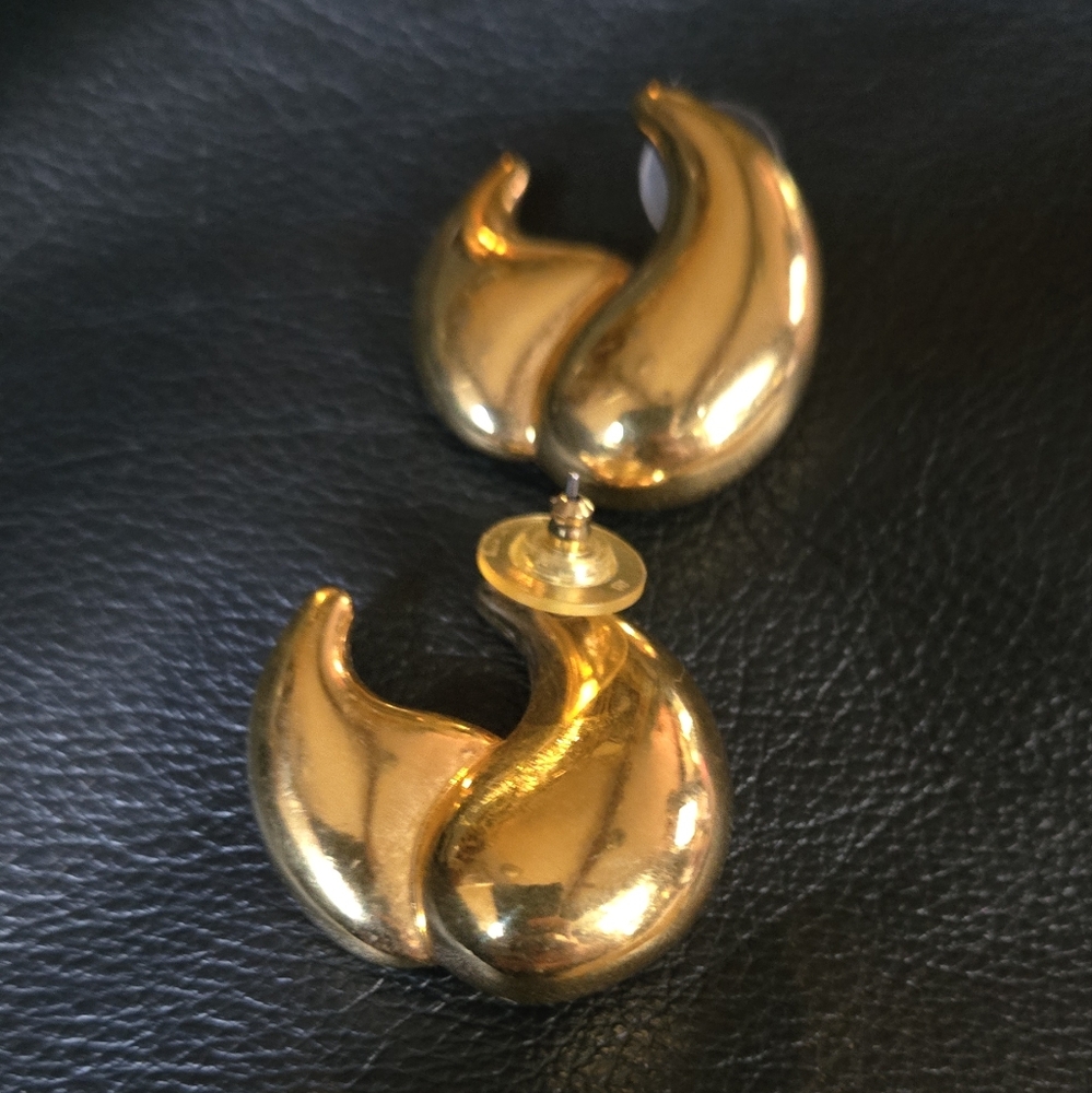 Gold balloon type vintage 60's pierced earrings - Picture 4 of 5
